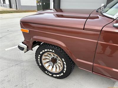 1981 Jeep Wagoneer Limited   - Photo 10 - Statesville, NC 28677