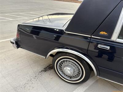 1985 Chrysler New Yorker Fifth Avenue   - Photo 17 - Statesville, NC 28677