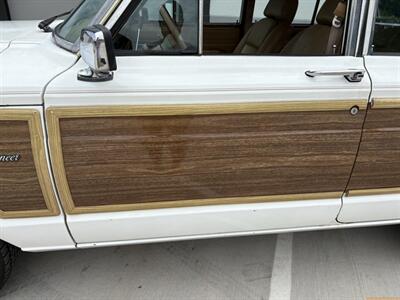 1988 Jeep Grand Wagoneer   - Photo 7 - Statesville, NC 28677