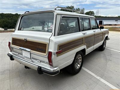 1988 Jeep Grand Wagoneer   - Photo 4 - Statesville, NC 28677