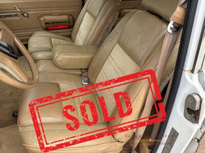 1988 Jeep Grand Wagoneer 4x4   - Photo 23 - Statesville, NC 28677