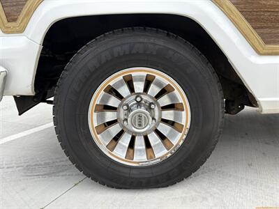 1988 Jeep Grand Wagoneer   - Photo 32 - Statesville, NC 28677