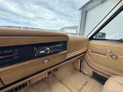 1988 Jeep Grand Wagoneer   - Photo 58 - Statesville, NC 28677