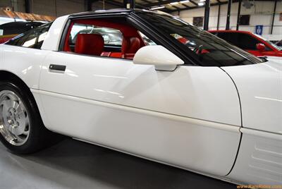 1993 Chevrolet Corvette   - Photo 20 - Mooresville, NC 28117