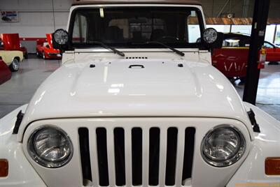 1999 Jeep Wrangler Sahara   - Photo 12 - Mooresville, NC 28117