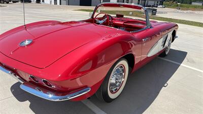 1961 Chevrolet Corvette Convertible - Photo 5 - Statesville, NC 28677