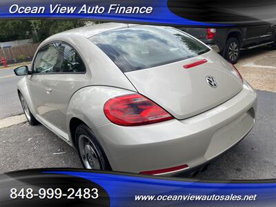 2013 Volkswagen Beetle-Classic 2.5L PZEV   - Photo 7 - Sewaren, NJ 07077