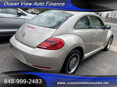 2013 Volkswagen Beetle-Classic 2.5L PZEV   - Photo 8 - Sewaren, NJ 07077