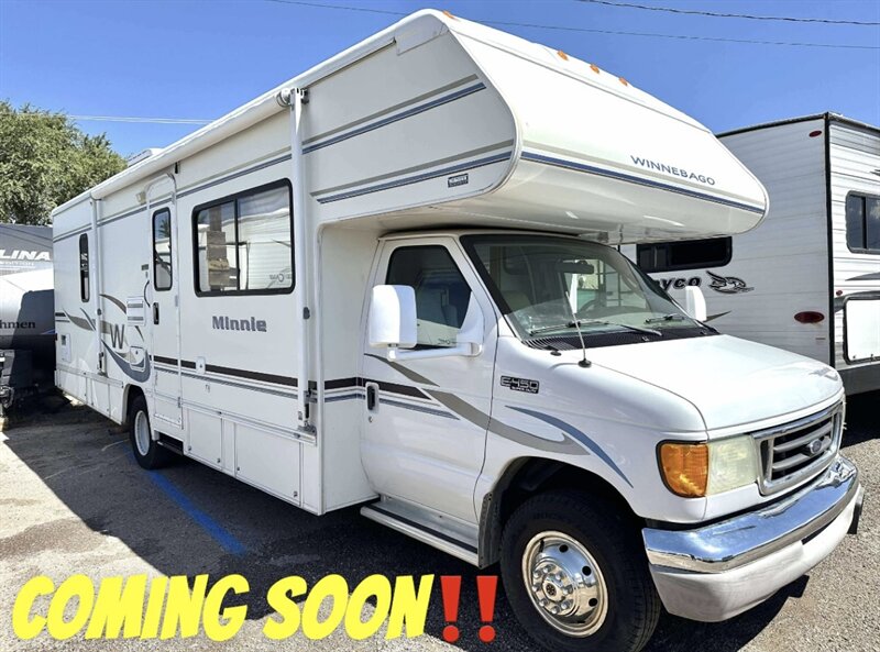 2004 Winnebago «model»  