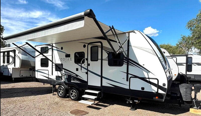 2018 Keystone Kodiak 240BHSL   - Photo 1 - Albuquerque, NM 87105