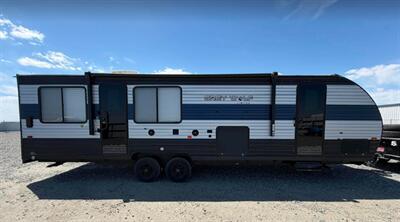2022 Forest River Cherokee Grey Wolf Toy Hauler   - Photo 2 - Albuquerque, NM 87105