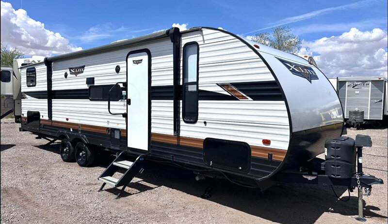 2023 Forest River Wildwood 273QBXL   - Photo 1 - Albuquerque, NM 87105