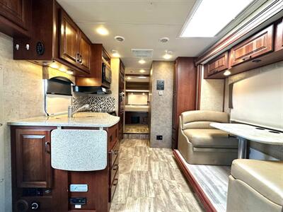 2015 Forest River Forester Chevrolet Express G4500   - Photo 2 - Albuquerque, NM 87105