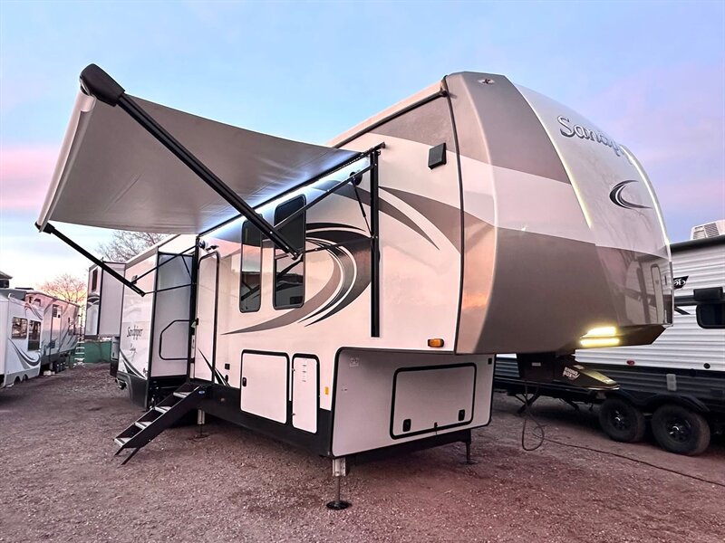 2023 Forest River Sandpiper 388BHRD   - Photo 1 - Albuquerque, NM 87105