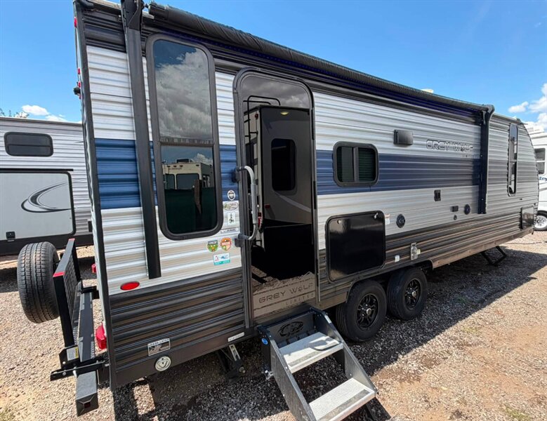 2022 Forest River Cherokee 23MK   - Photo 1 - Albuquerque, NM 87105