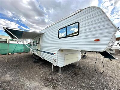 2001 WEEKEND WARRIOR 5W TOYHAULER M-3105LE   - Photo 2 - Albuquerque, NM 87105