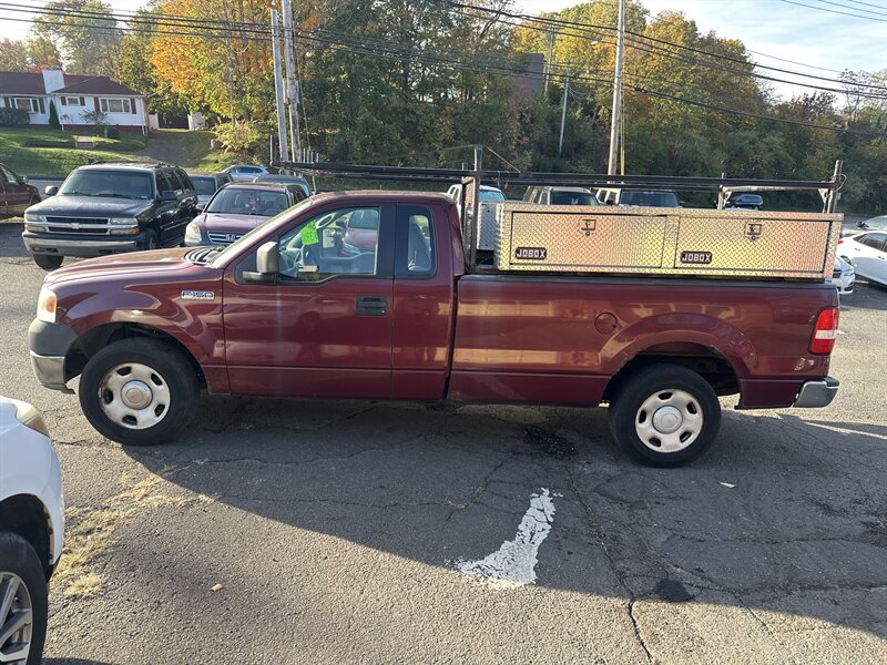 2005 Ford F-150 XL 2dr Standard Cab XL   - Photo 3 - East Haven, CT 06513