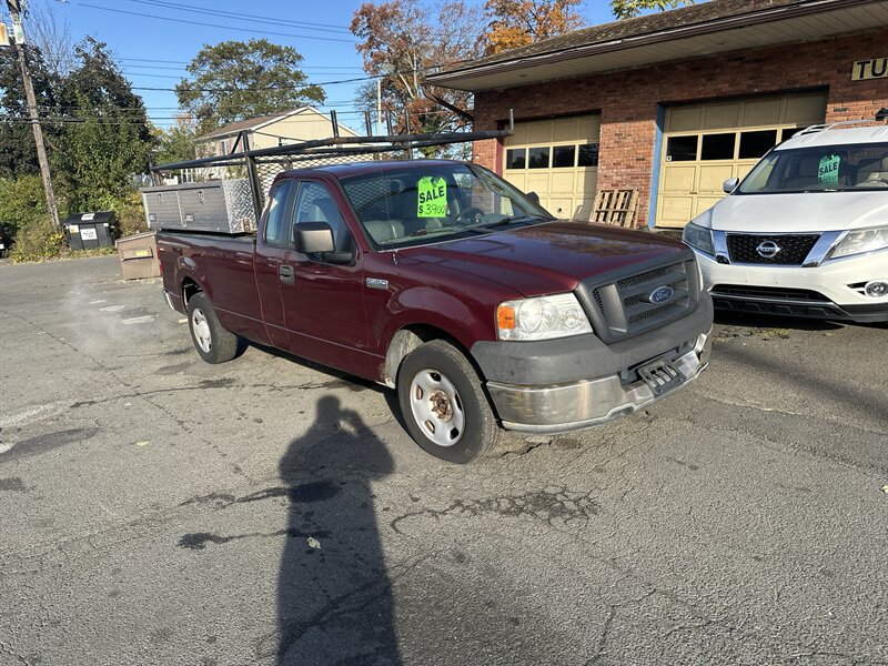2005 Ford F-150 XL 2dr Standard Cab XL   - Photo 8 - East Haven, CT 06513