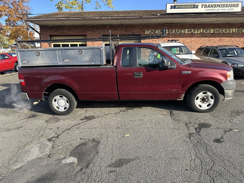 2005 Ford F-150 XL 2dr Standard Cab XL   - Photo 7 - East Haven, CT 06513