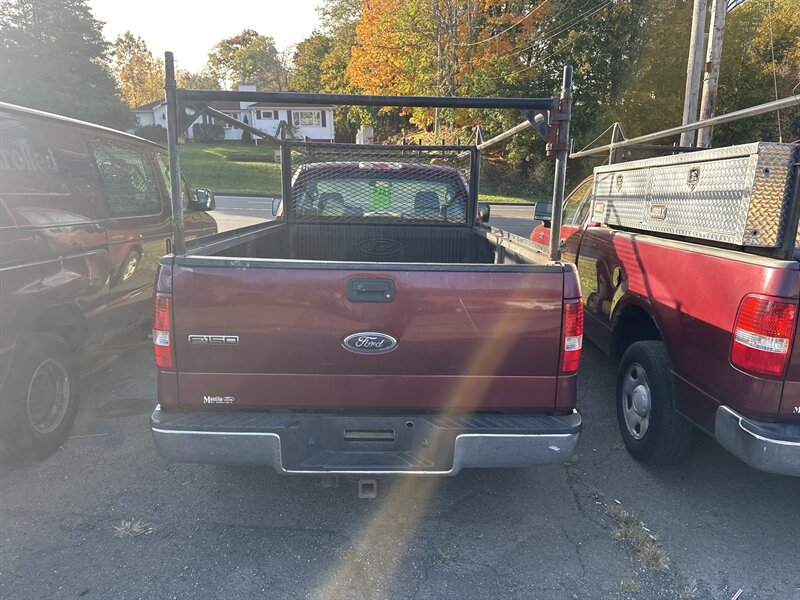 2005 Ford F-150 XL 2dr Standard Cab XL   - Photo 4 - East Haven, CT 06513