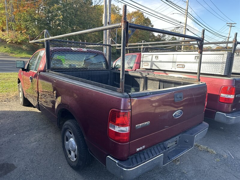 2005 Ford F-150 XL 2dr Standard Cab XL   - Photo 3 - East Haven, CT 06513