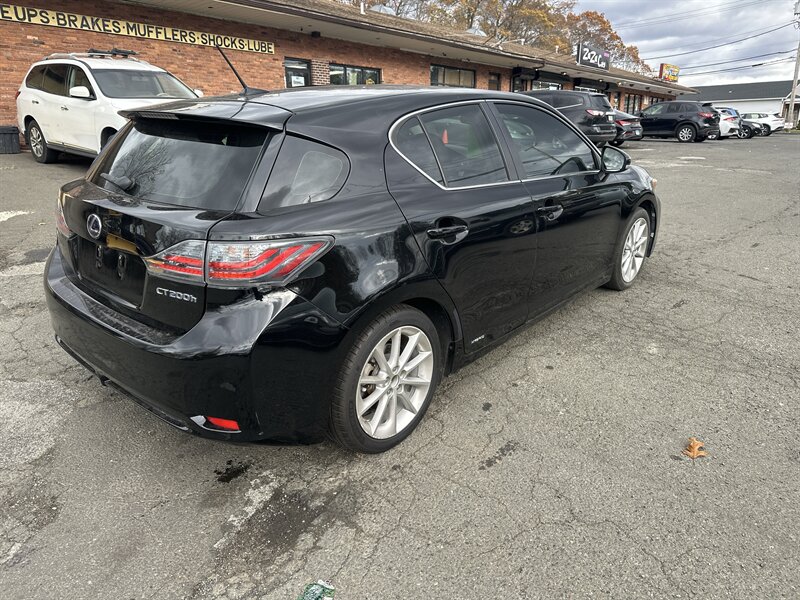 2012 Lexus CT 200h - Photo 6 - East Haven, CT 06513