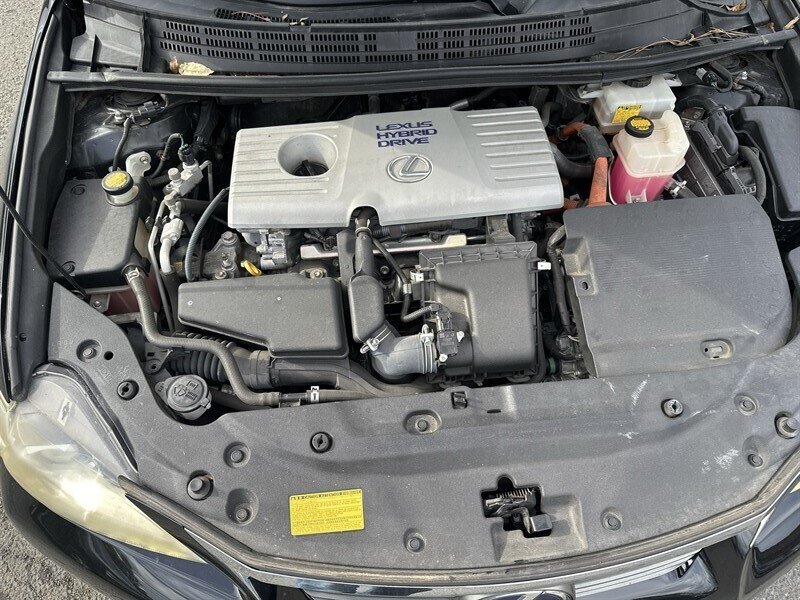 2012 Lexus CT 200h - Photo 16 - East Haven, CT 06513