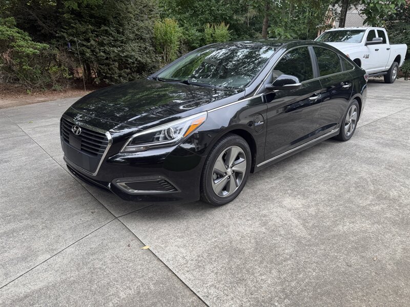 2016 Hyundai Sonata Hybrid Limited  Plug in hybrid