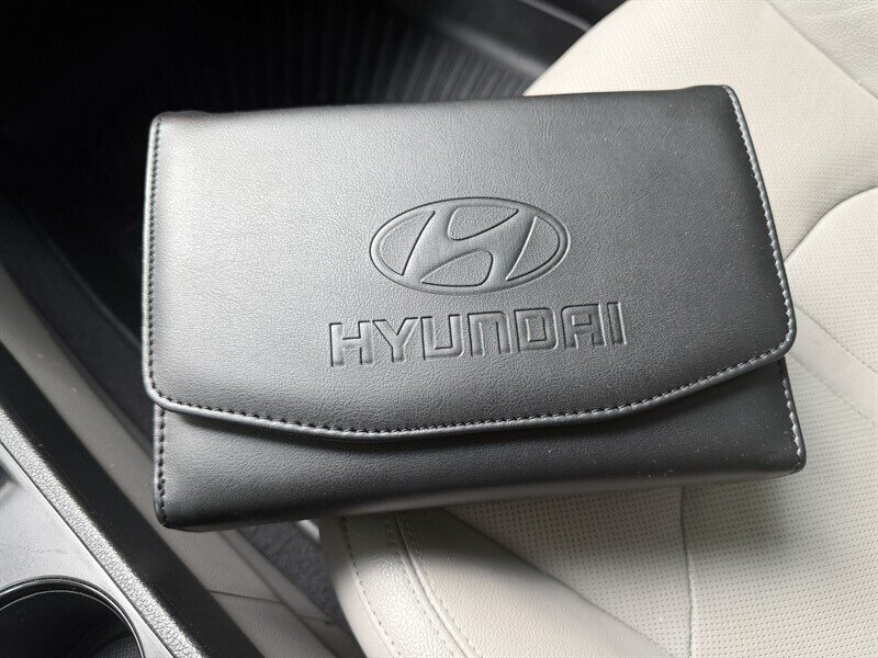 2016 Hyundai Sonata Hybrid Limited Plug in hybrid - Photo 19 - East Haven, CT 06513
