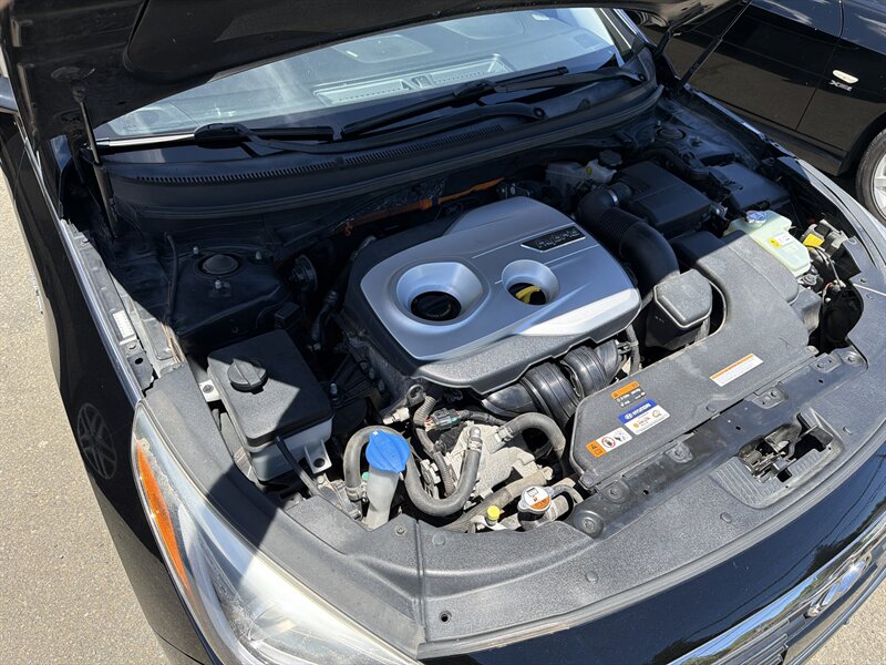 2016 Hyundai Sonata Hybrid Limited Plug in hybrid - Photo 40 - East Haven, CT 06513