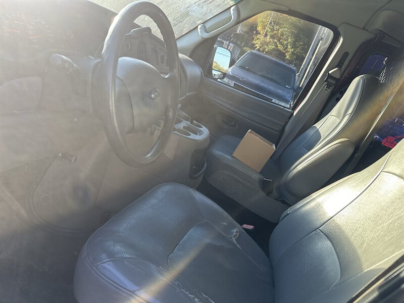 2005 Ford E-250   - Photo 10 - East Haven, CT 06513