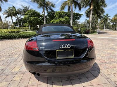 2008 Audi TT 2.0T  CONVERTIBLE !!WOW 50K MILES !! BASEBALL STITCH AMBER LEATHER INTERIOR!! RARE !! CARFAX !!954-902-9298 MATT. - Photo 23 - Pompano Beach, FL 33069