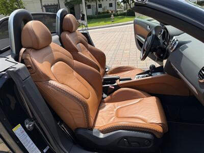 2008 Audi TT 2.0T  CONVERTIBLE !!WOW 50K MILES !! BASEBALL STITCH AMBER LEATHER INTERIOR!! RARE !! CARFAX !!954-902-9298 MATT. - Photo 19 - Pompano Beach, FL 33069