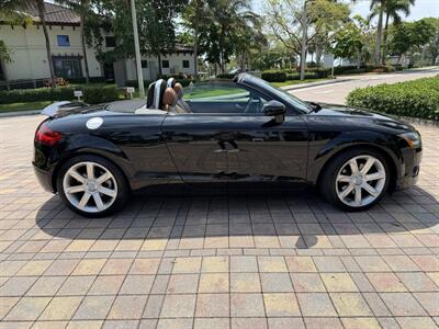 2008 Audi TT 2.0T  CONVERTIBLE !!WOW 50K MILES !! BASEBALL STITCH AMBER LEATHER INTERIOR!! RARE !! CARFAX !!954-902-9298 MATT. - Photo 5 - Pompano Beach, FL 33069