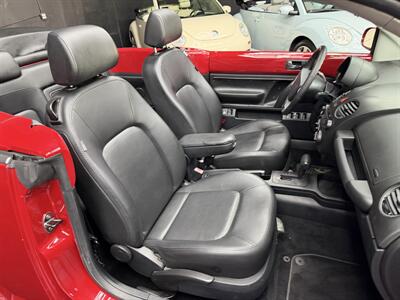 2009 Volkswagen Beetle SE WOW !! ONLY 40K MILES !!! EXTREMELY HARD TO FIND WITH THIS MILES !! POWER TOP HTD SAETS !! CALL NOW 954-902-9298 MATT . - Photo 16 - Pompano Beach, FL 33069
