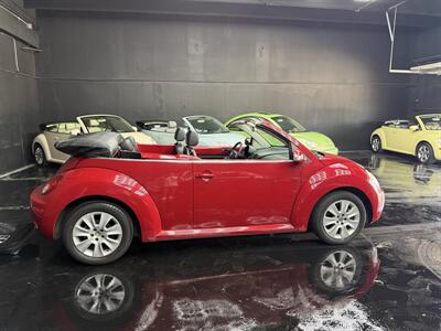 2009 Volkswagen Beetle SE WOW !! ONLY 40K MILES !!! EXTREMELY HARD TO FIND WITH THIS MILES !! POWER TOP HTD SAETS !! CALL NOW 954-902-9298 MATT . - Photo 55 - Pompano Beach, FL 33069