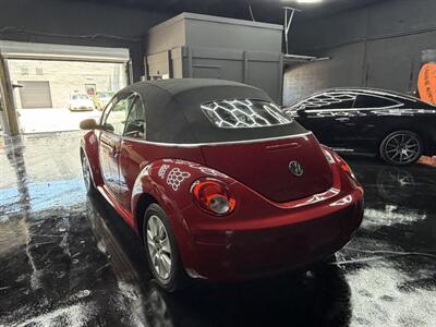 2009 Volkswagen Beetle SE WOW !! ONLY 40K MILES !!! EXTREMELY HARD TO FIND WITH THIS MILES !! POWER TOP HTD SAETS !! CALL NOW 954-902-9298 MATT . - Photo 61 - Pompano Beach, FL 33069