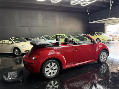2009 Volkswagen Beetle SE WOW !! ONLY 40K MILES !!! EXTREMELY HARD TO FIND WITH THIS MILES !! POWER TOP HTD SAETS !! CALL NOW 954-902-9298 MATT . - Photo 49 - Pompano Beach, FL 33069