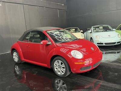 2009 Volkswagen Beetle SE WOW !! ONLY 40K MILES !!! EXTREMELY HARD TO FIND WITH THIS MILES !! POWER TOP HTD SAETS !! CALL NOW 954-902-9298 MATT . - Photo 10 - Pompano Beach, FL 33069