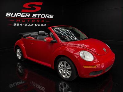 2009 Volkswagen Beetle SE WOW !! ONLY 40K MILES !!! EXTREMELY HARD TO FIND WITH THIS MILES !! POWER TOP HTD SAETS !! CALL NOW 954-902-9298 MATT . - Photo 1 - Pompano Beach, FL 33069
