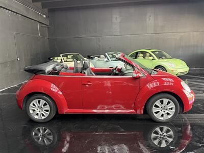 2009 Volkswagen Beetle SE WOW !! ONLY 40K MILES !!! EXTREMELY HARD TO FIND WITH THIS MILES !! POWER TOP HTD SAETS !! CALL NOW 954-902-9298 MATT . - Photo 8 - Pompano Beach, FL 33069
