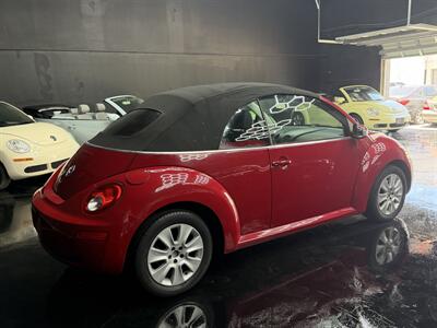 2009 Volkswagen Beetle SE WOW !! ONLY 40K MILES !!! EXTREMELY HARD TO FIND WITH THIS MILES !! POWER TOP HTD SAETS !! CALL NOW 954-902-9298 MATT . - Photo 66 - Pompano Beach, FL 33069