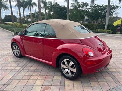 2006 Volkswagen New Beetle Convertible 2.5  beetle convertible - Photo 25 - Pompano Beach, FL 33069