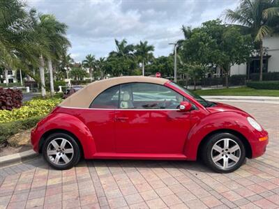 2006 Volkswagen New Beetle Convertible 2.5  beetle convertible - Photo 7 - Pompano Beach, FL 33069