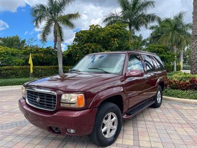 1999 Cadillac Escalade 4dr  suv - Photo 2 - Pompano Beach, FL 33069