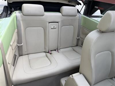 2005 Volkswagen New Beetle Convertible GLS  WOW !! SUPER LOW MILES 78K !!! POWER TOP !! - Photo 23 - Pompano Beach, FL 33069