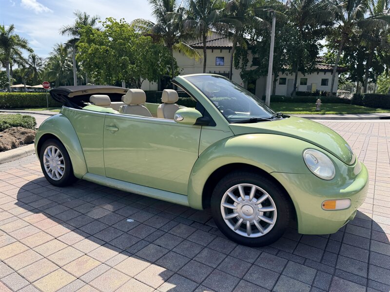 2005 Volkswagen New Beetle Convertible GLS  WOW !! SUPER LOW MILES 78K !!! POWER TOP !! - Photo 1 - Pompano Beach, FL 33069