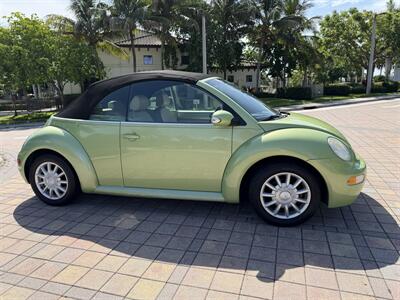 2005 Volkswagen New Beetle Convertible GLS  WOW !! SUPER LOW MILES 78K !!! POWER TOP !! - Photo 22 - Pompano Beach, FL 33069