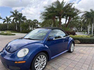 2008 Volkswagen New Beetle Convertible SE PZEV  SUPER LOW MILES 70K !! RARE COLOR !!POWER TOP !! - Photo 2 - Pompano Beach, FL 33069