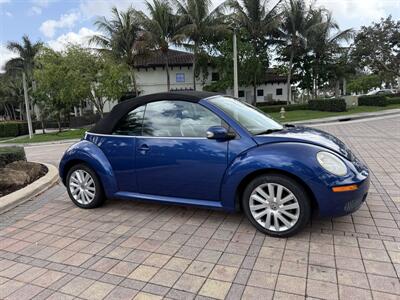 2008 Volkswagen New Beetle Convertible SE PZEV  SUPER LOW MILES 70K !! RARE COLOR !!POWER TOP !! - Photo 10 - Pompano Beach, FL 33069